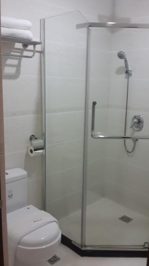Avida Hotel Лабуан Екстериор снимка