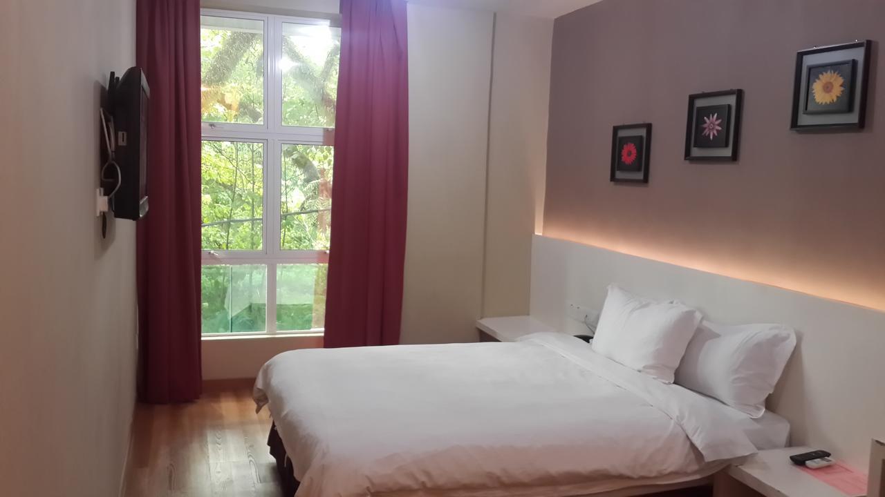 Avida Hotel Лабуан Екстериор снимка